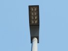 Spiegeloptik einer LED-Leuchte, die gezielt das Licht nach unten lenkt