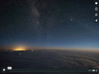 Nachtflug im Zeitraffer